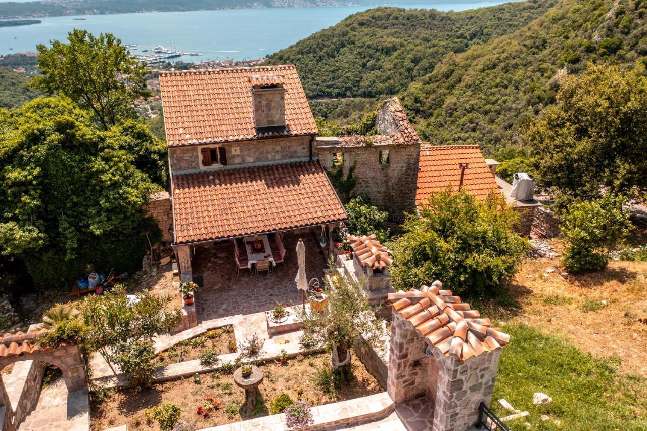 Old Stone House Villas Tivat Extérieur photo